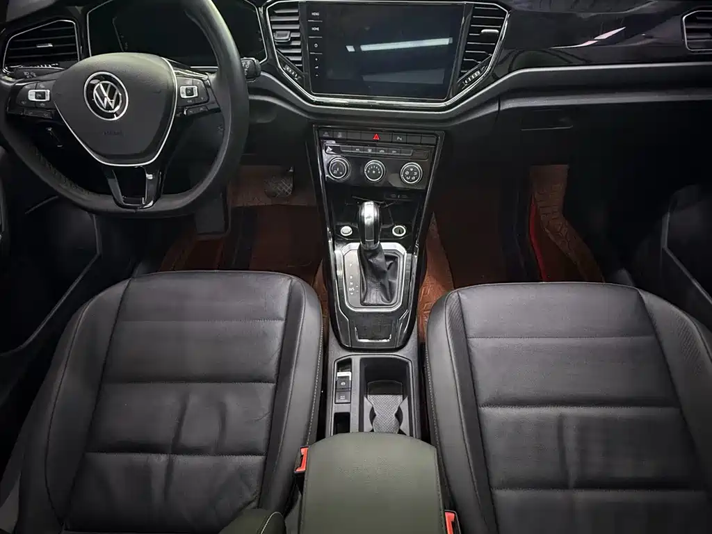 Volkswagen T-Roc — миниатюра 11