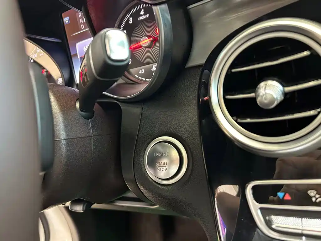 Mercedes-Benz GLC — миниатюра 13