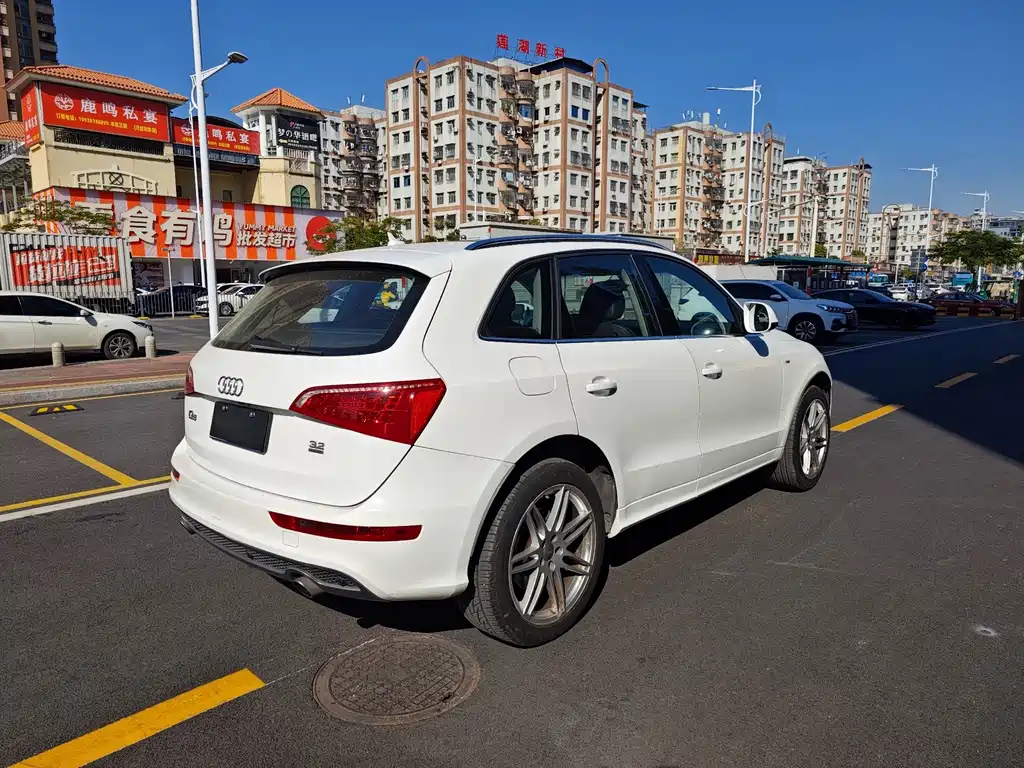 Audi Q5 (Import) — миниатюра 6