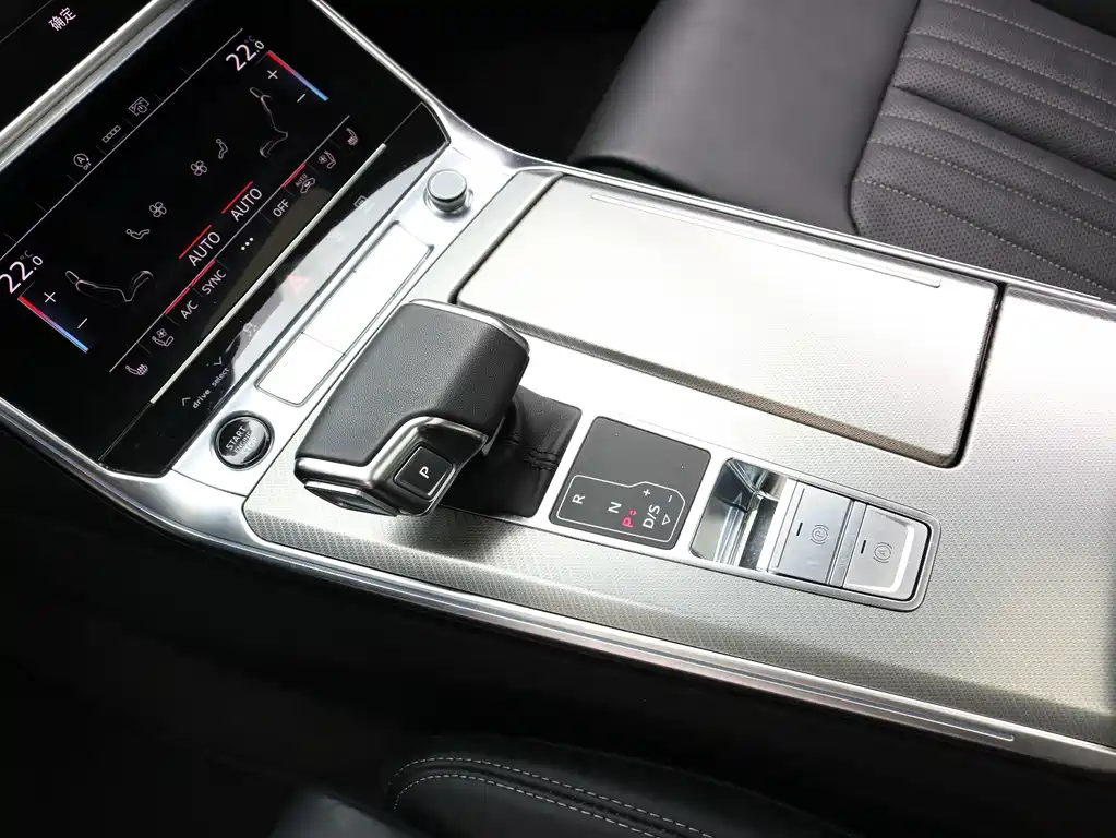 Audi A6L — миниатюра 11