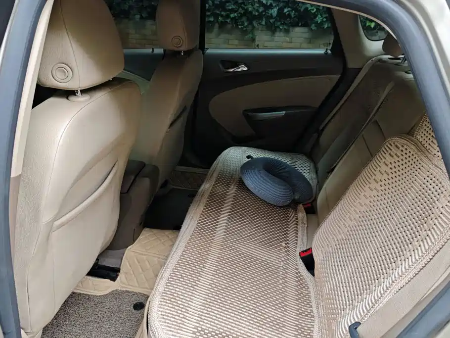 Buick Excelle — миниатюра 11