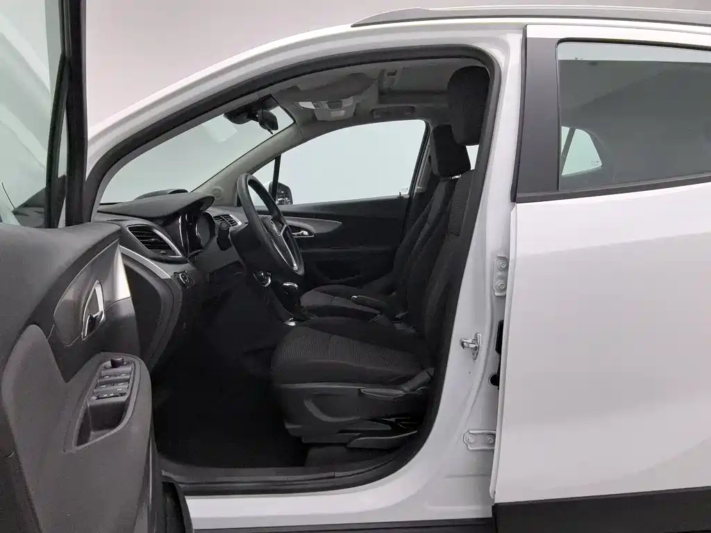 Buick Encore — миниатюра 10