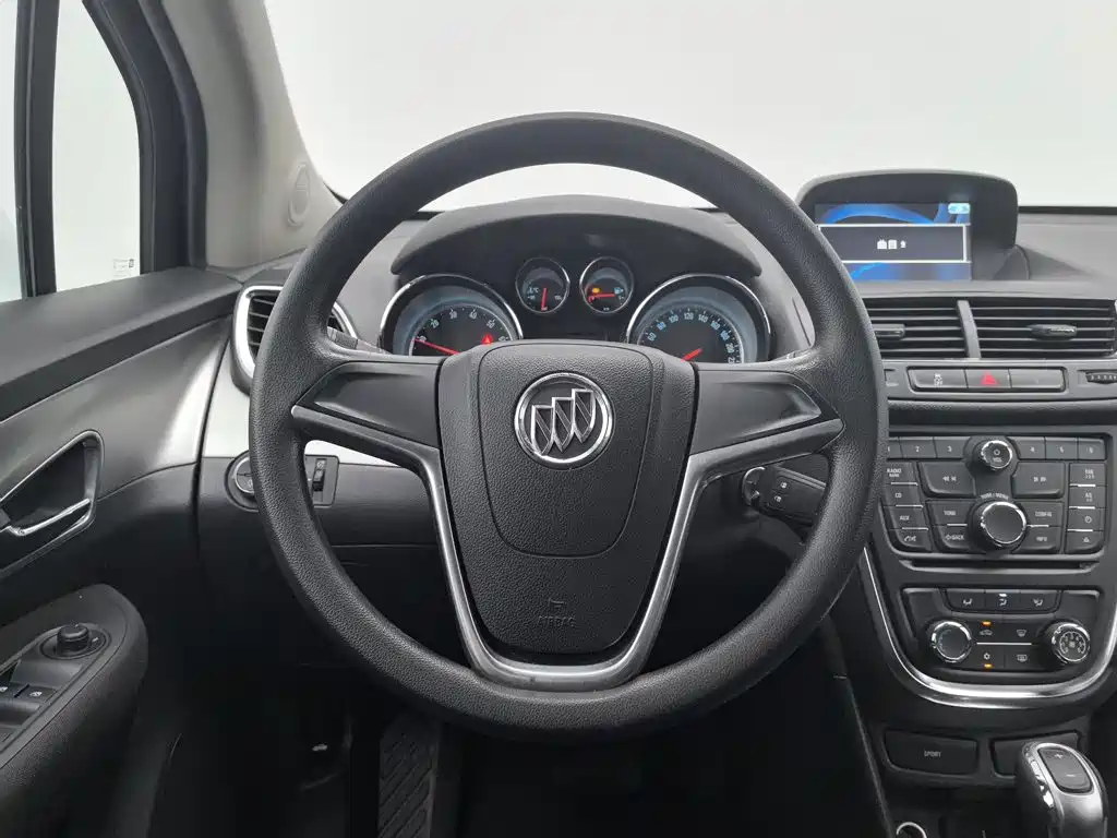 Buick Encore — миниатюра 11