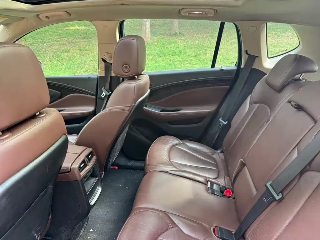 Buick Envision Plus — миниатюра 10
