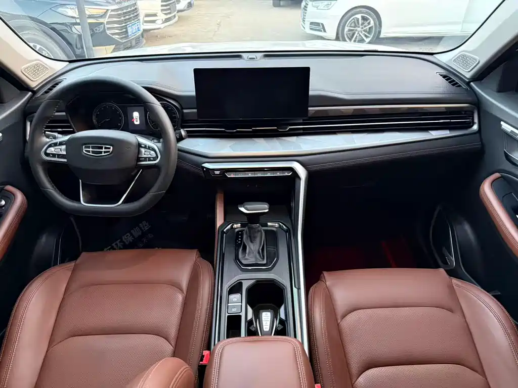 Geely Vision X6 — миниатюра 6