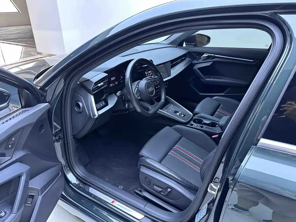 Audi A3 — миниатюра 10
