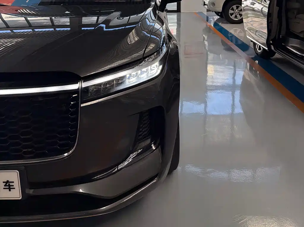 Li Auto Li ONE — миниатюра 12