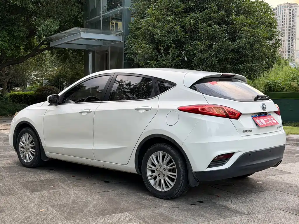 Changan Eado XT — миниатюра 6