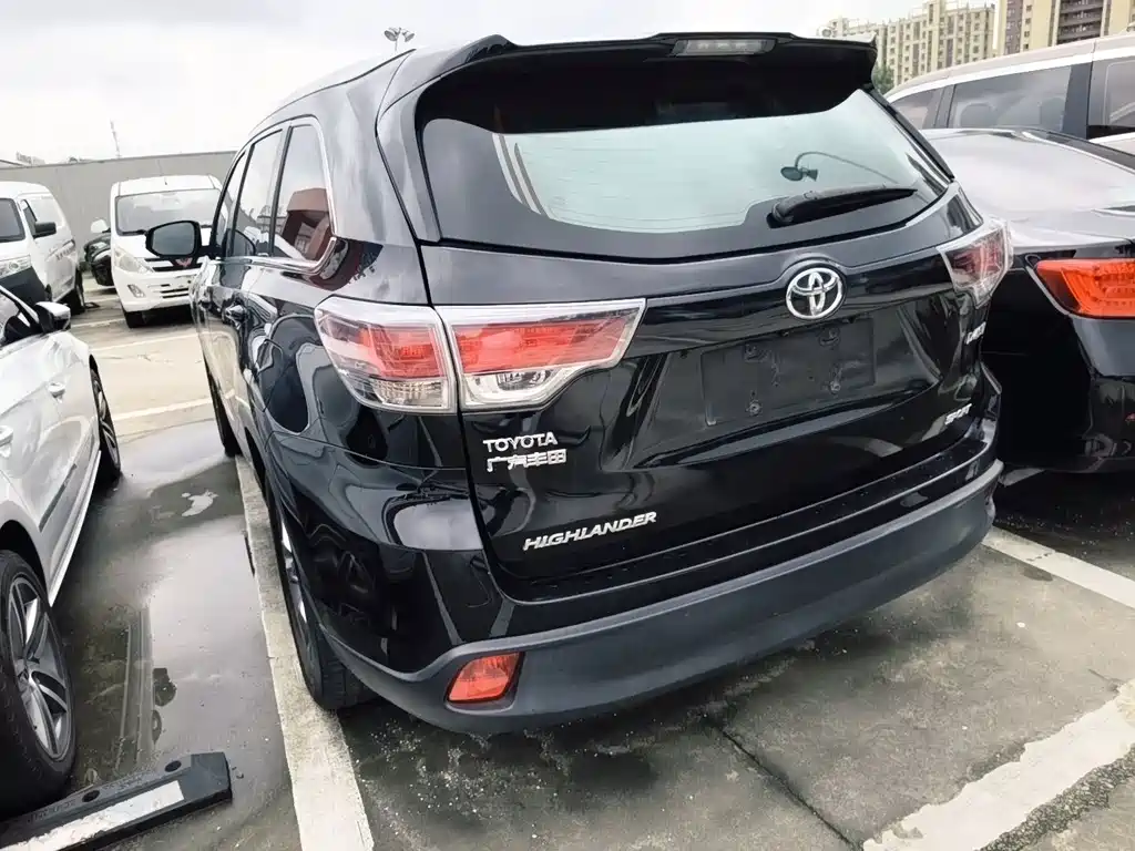 Toyota Highlander — миниатюра 5