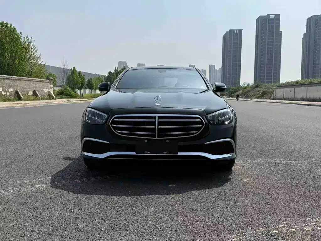 Mercedes-Benz E-Class New Energy — миниатюра 2