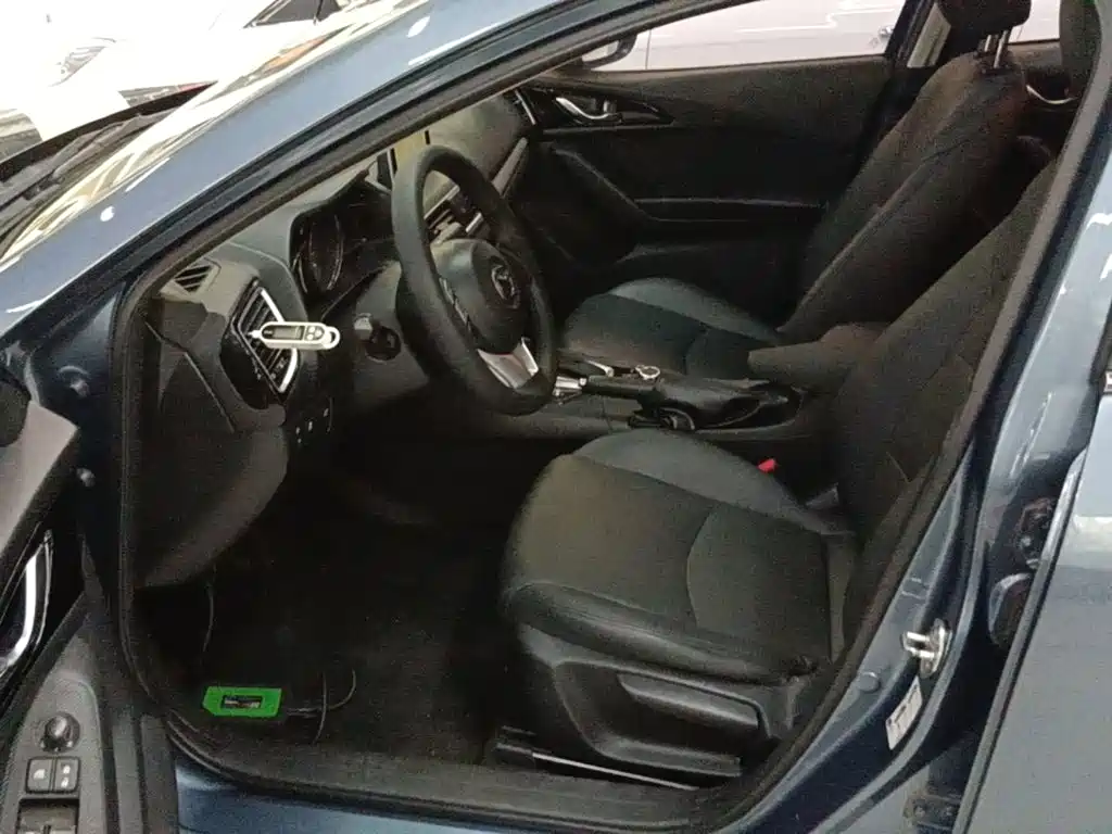 Mazda 3 Axela — миниатюра 15