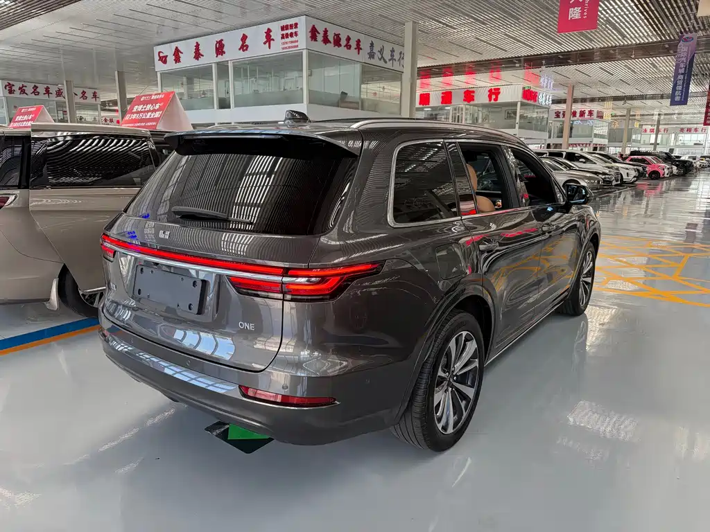 Li Auto Li ONE — миниатюра 9