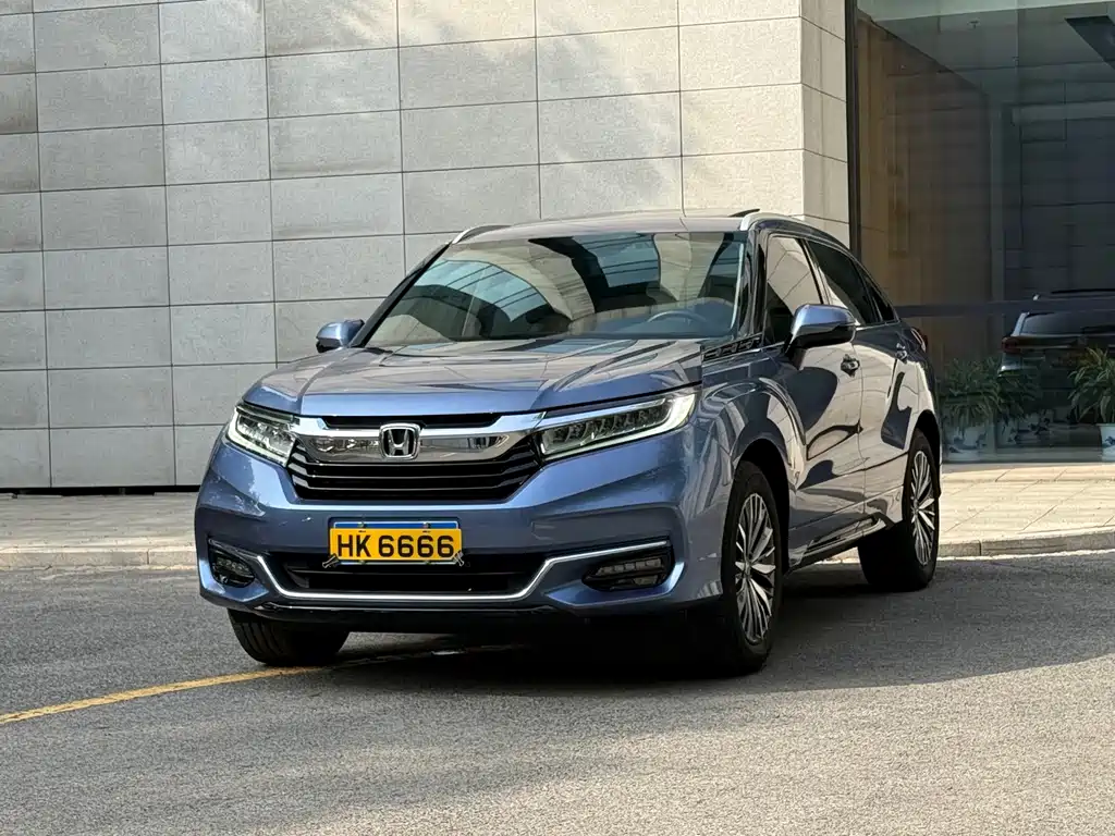 Купить Honda Avancier