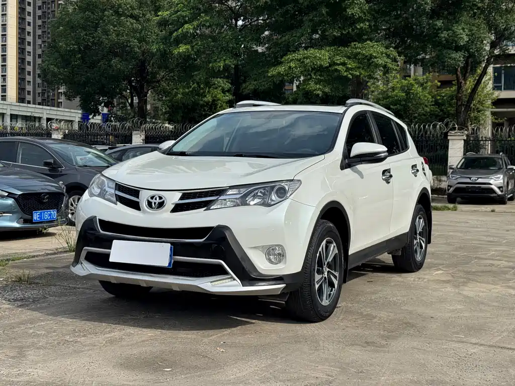 Купить Toyota RAV4