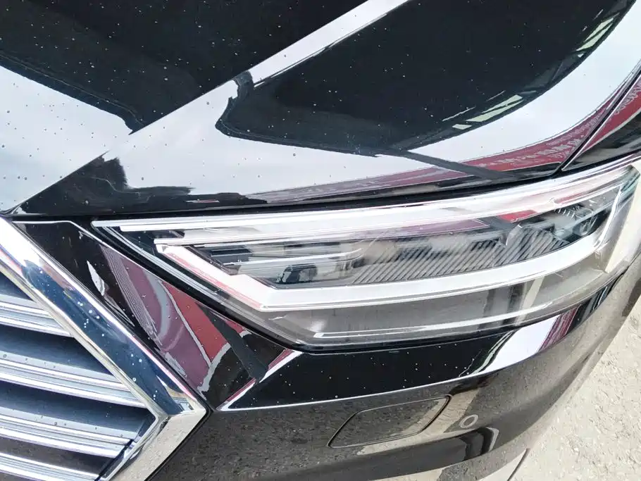 Audi A8 — миниатюра 5