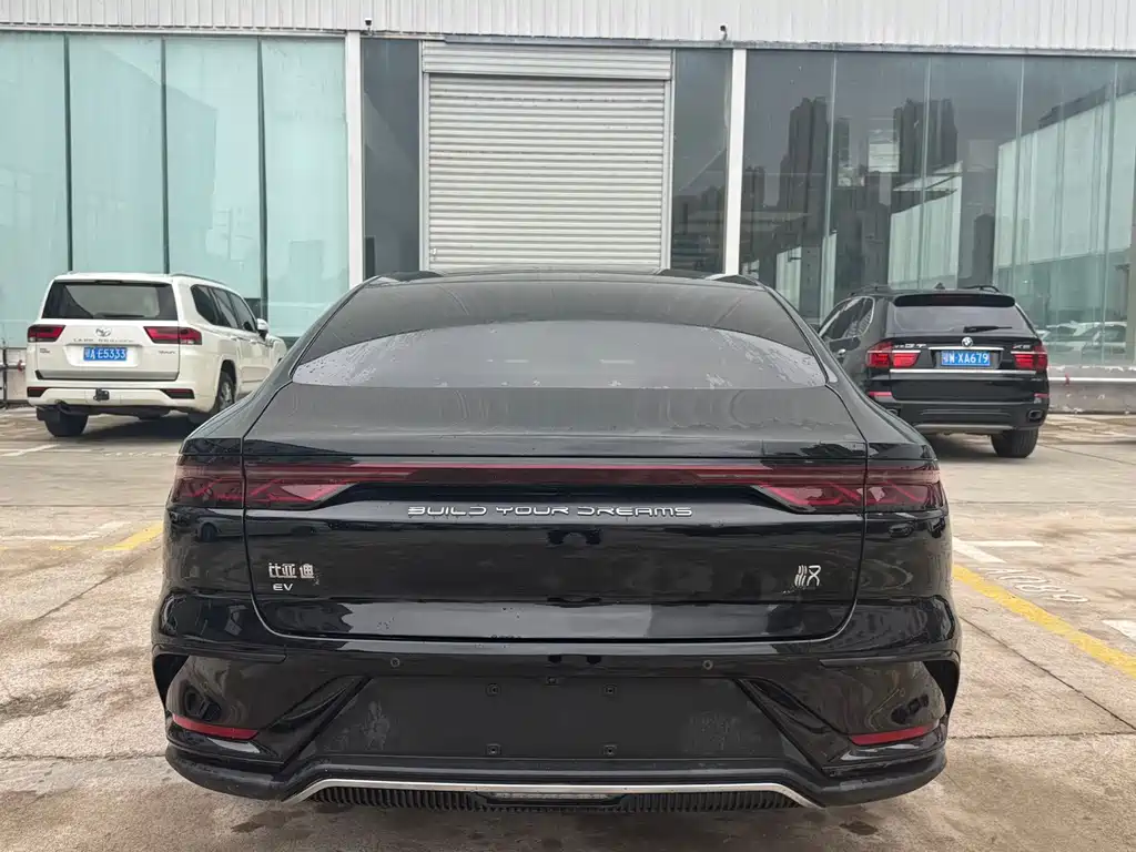 BYD Han — миниатюра 8