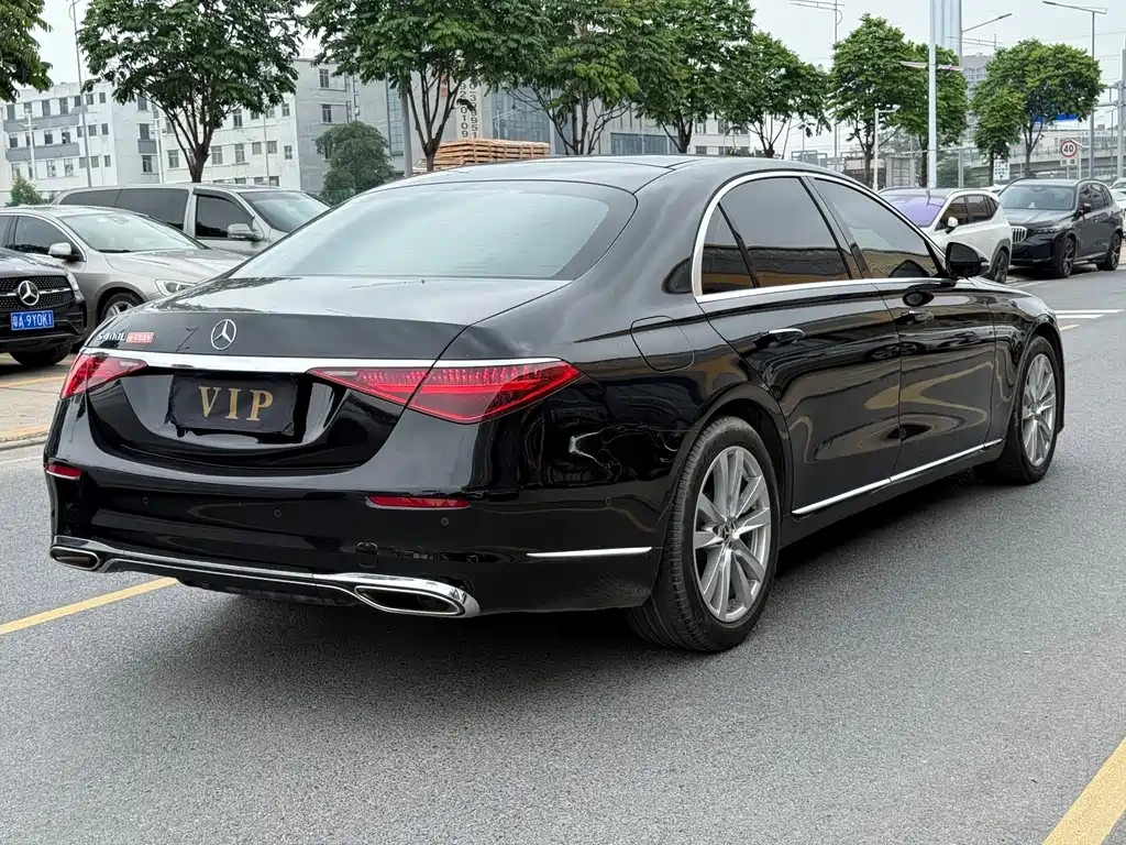 Mercedes-Benz S-Class — миниатюра 8