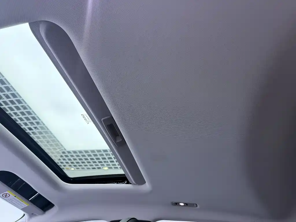 GEELY GALAXY GALAXY L6