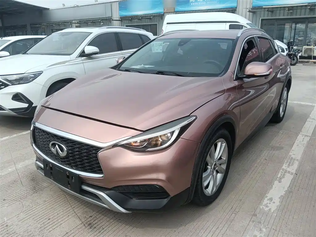 Infiniti QX30 2017 1.6T Fashion