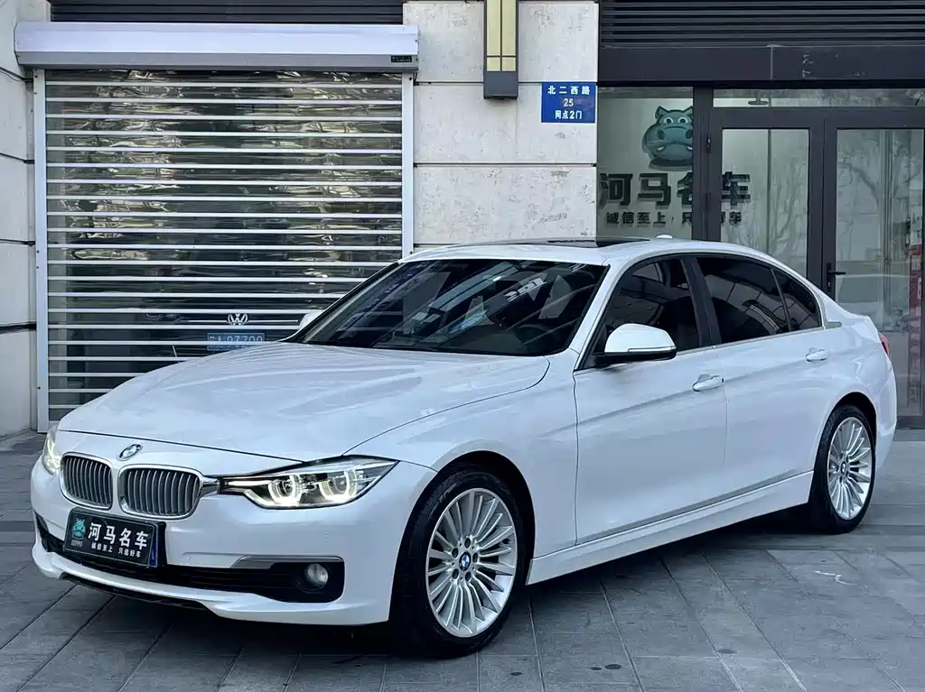 BMW 3 SERIES