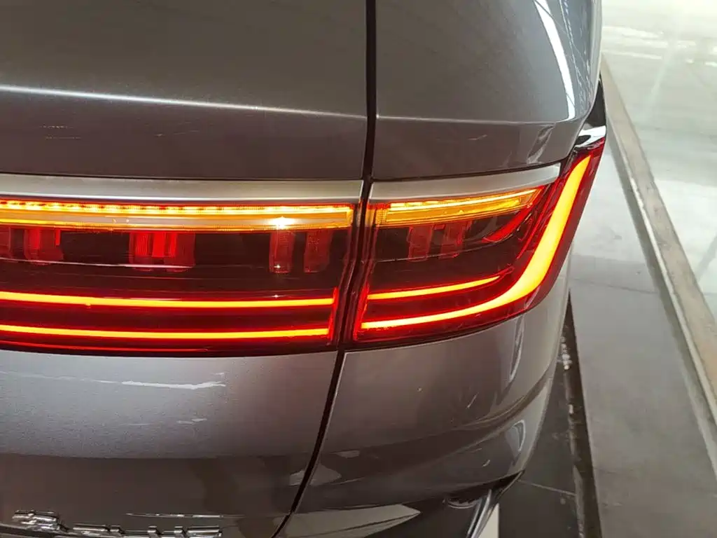 BYD PLUS New Energy — миниатюра 8