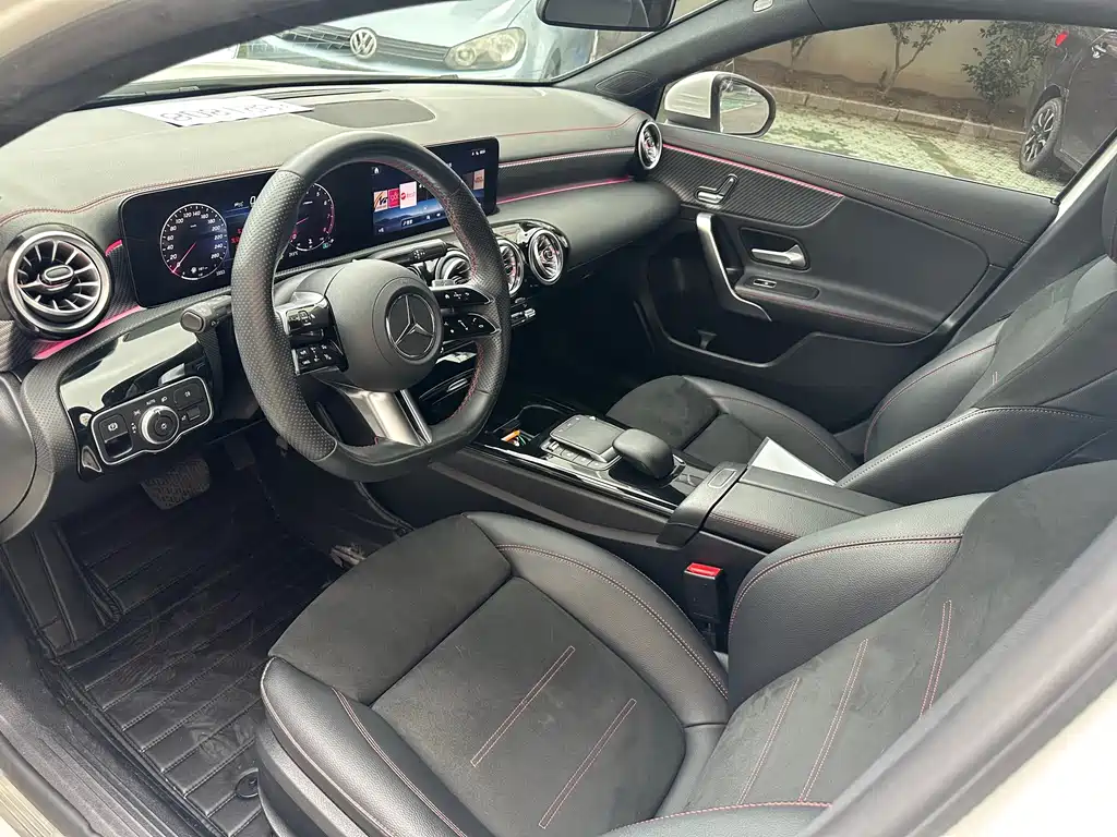 Mercedes-Benz A-Class — миниатюра 4