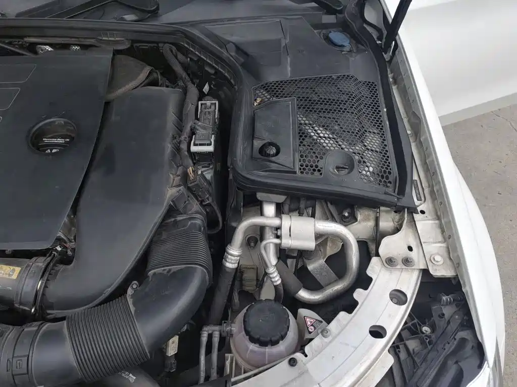 Mercedes-Benz C-Class — миниатюра 22