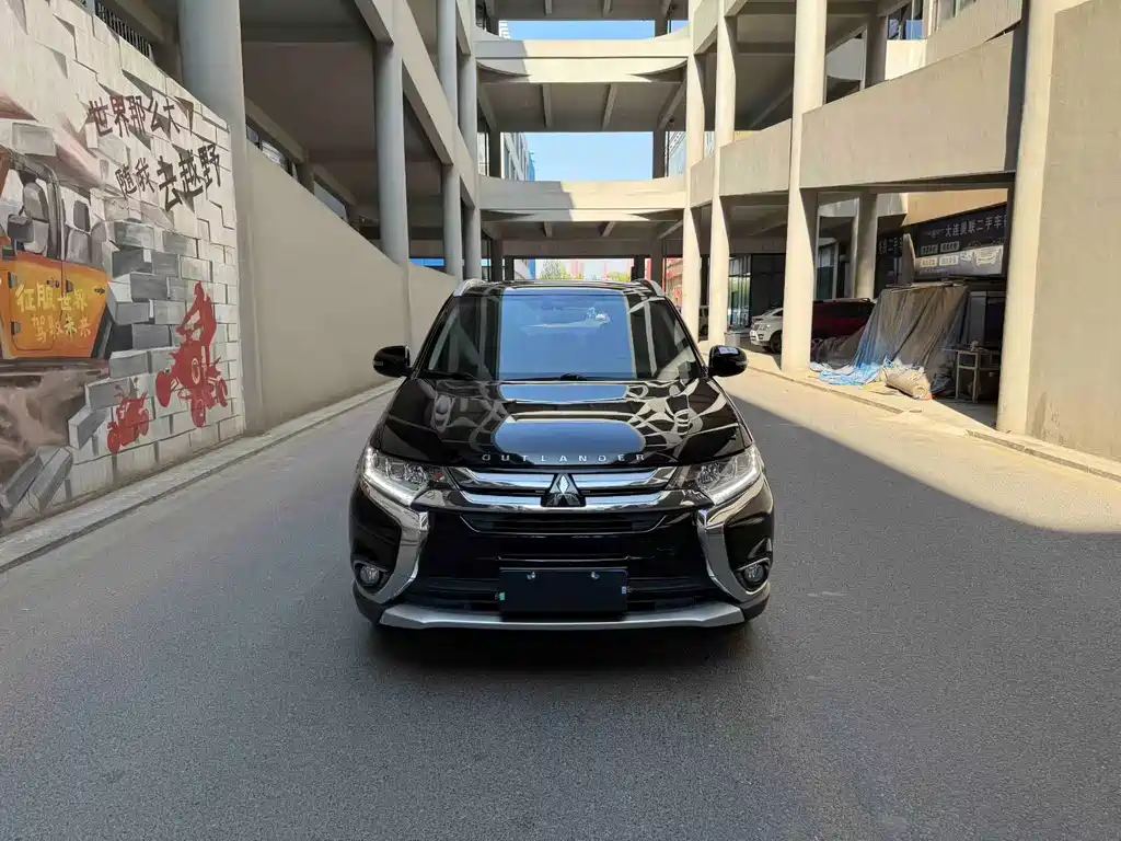 Mitsubishi Outlander 2018