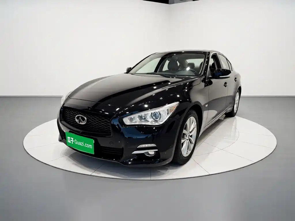 Infiniti Q50L 2016 2.0T Comfort
