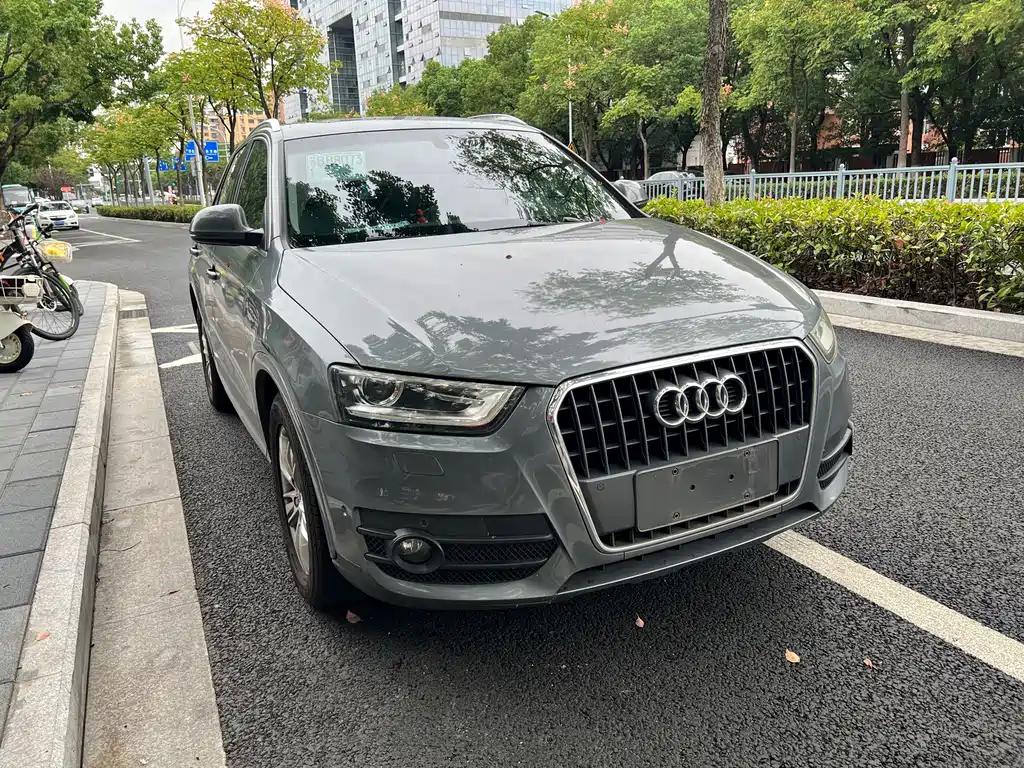 Audi Q3 (Import) — миниатюра 3