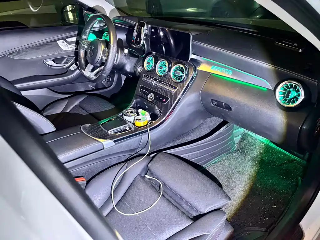 Mercedes-Benz C-Class — миниатюра 6