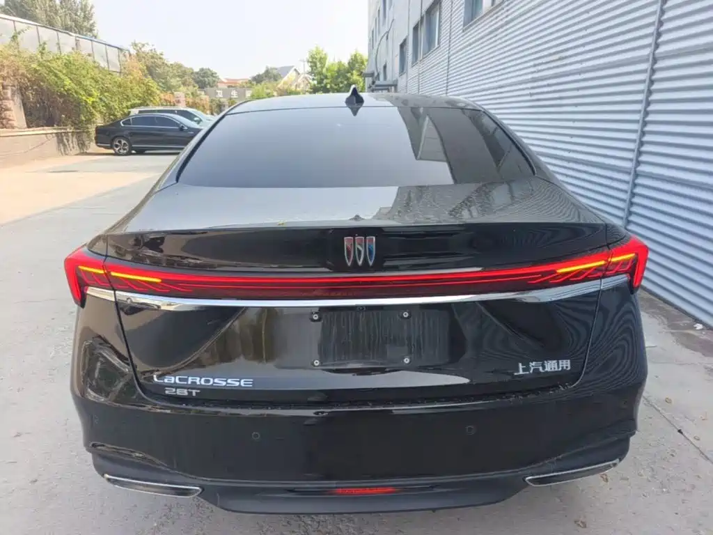 Buick LaCrosse — миниатюра 6
