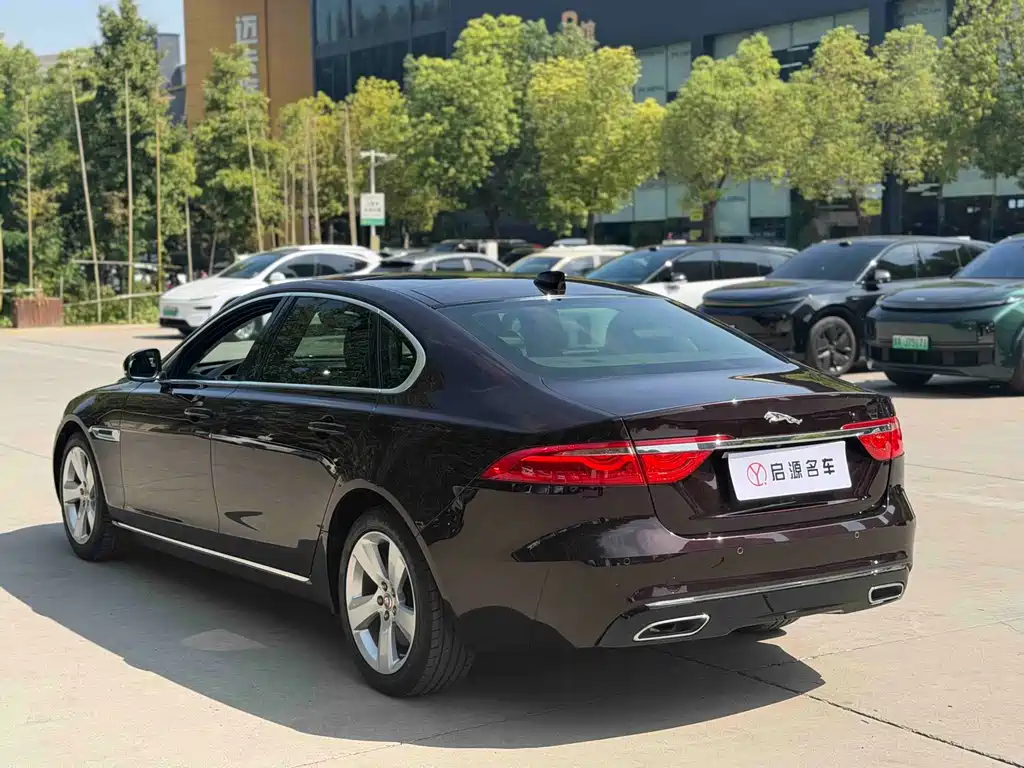 Jaguar XFL — миниатюра 15