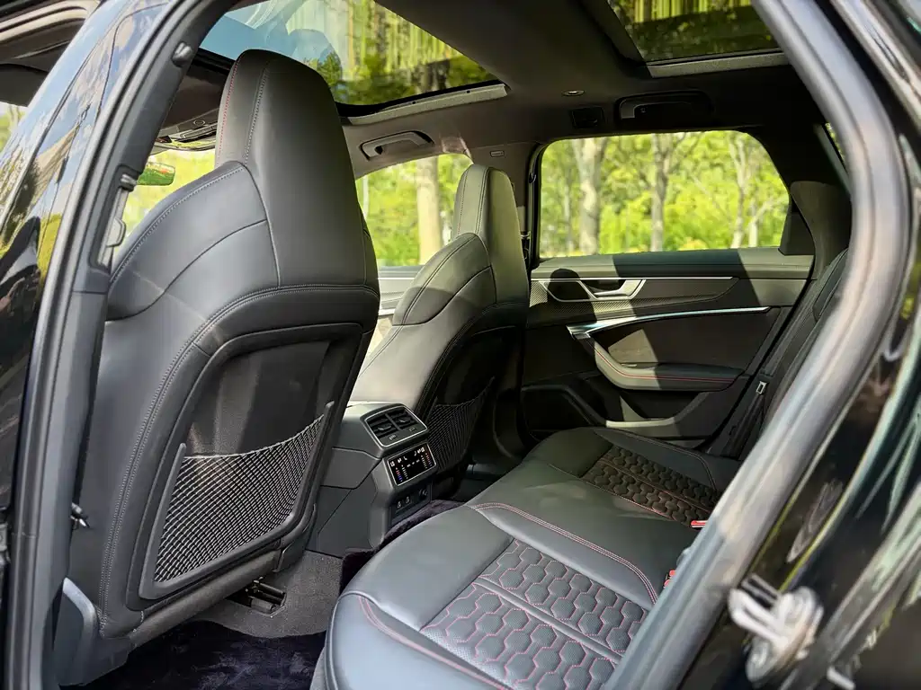 Audi RS 6 — миниатюра 16