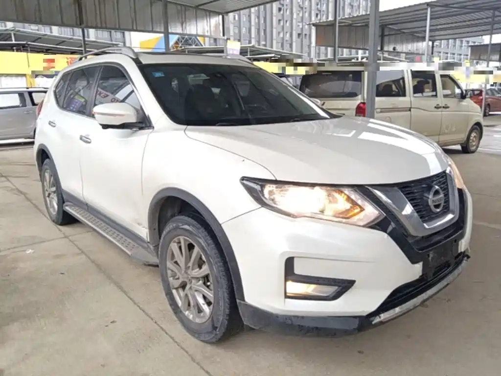 Nissan X-Trail — миниатюра 4