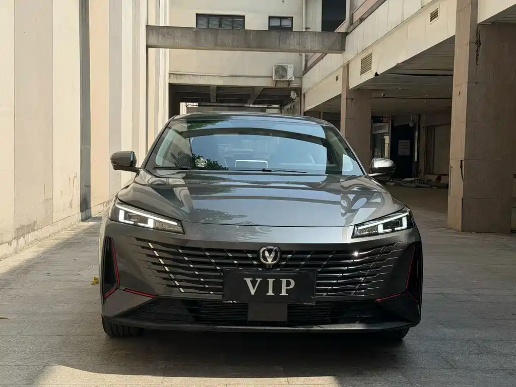 Changan Eado — миниатюра 2