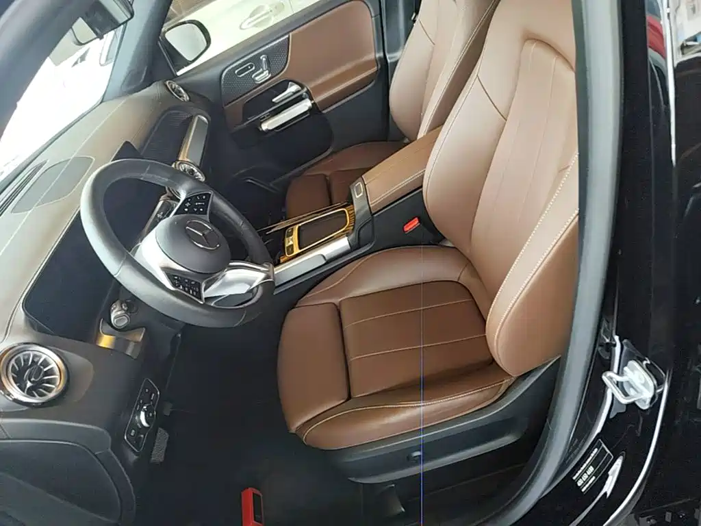 Mercedes-Benz GLB — миниатюра 15
