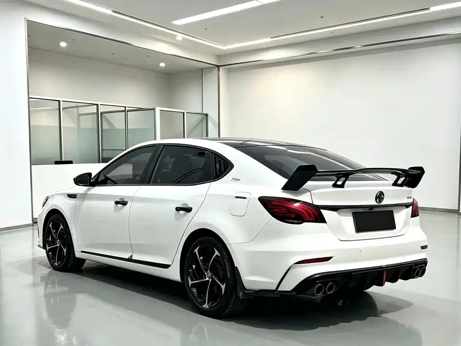 MG MG6 — миниатюра 4