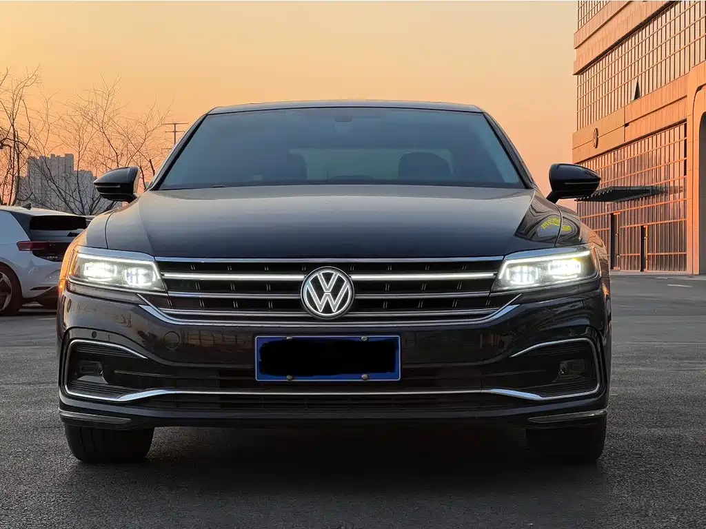 VOLKSWAGEN HUIANG