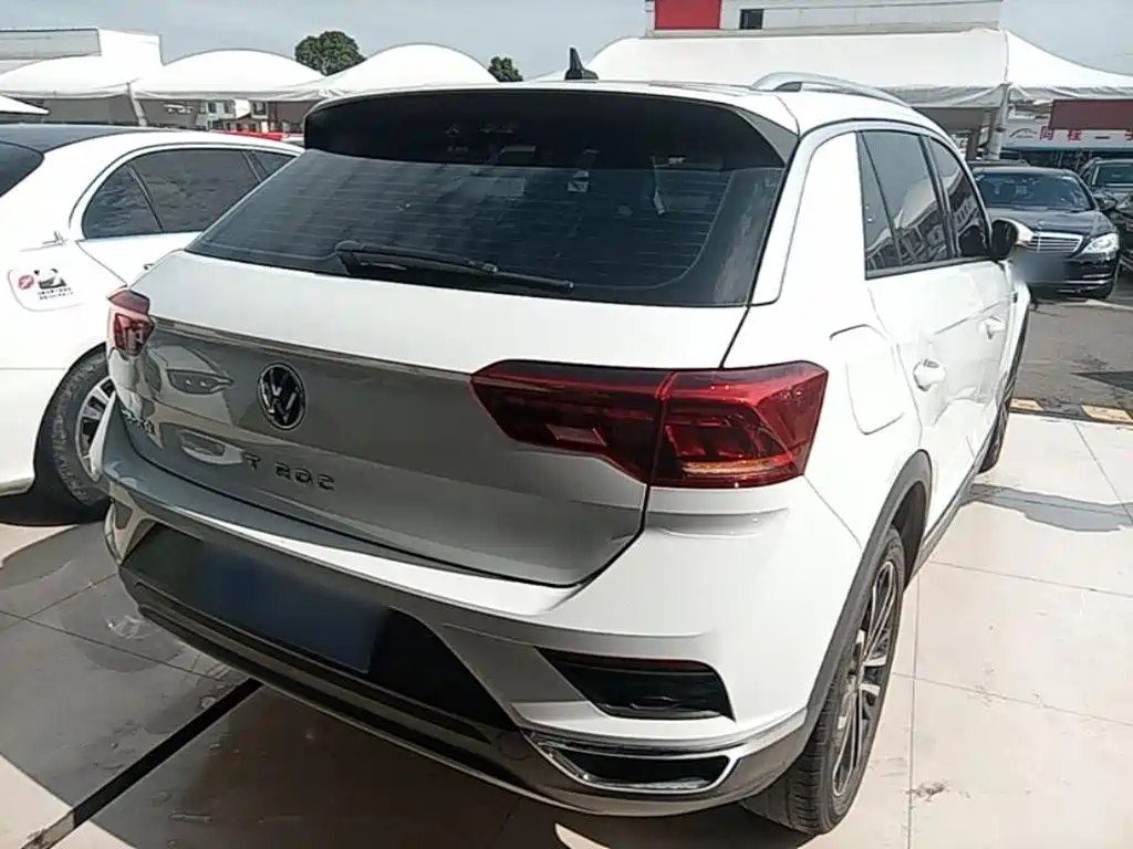 Volkswagen T-Roc — миниатюра 7