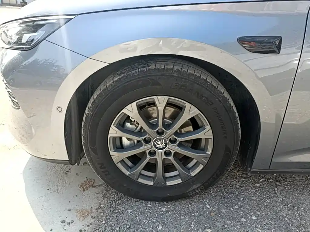 BYD Qin L — миниатюра 23