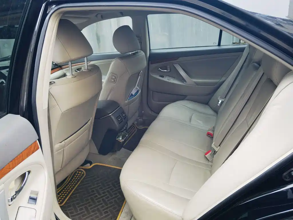 Toyota Camry 2011 200G Luxury