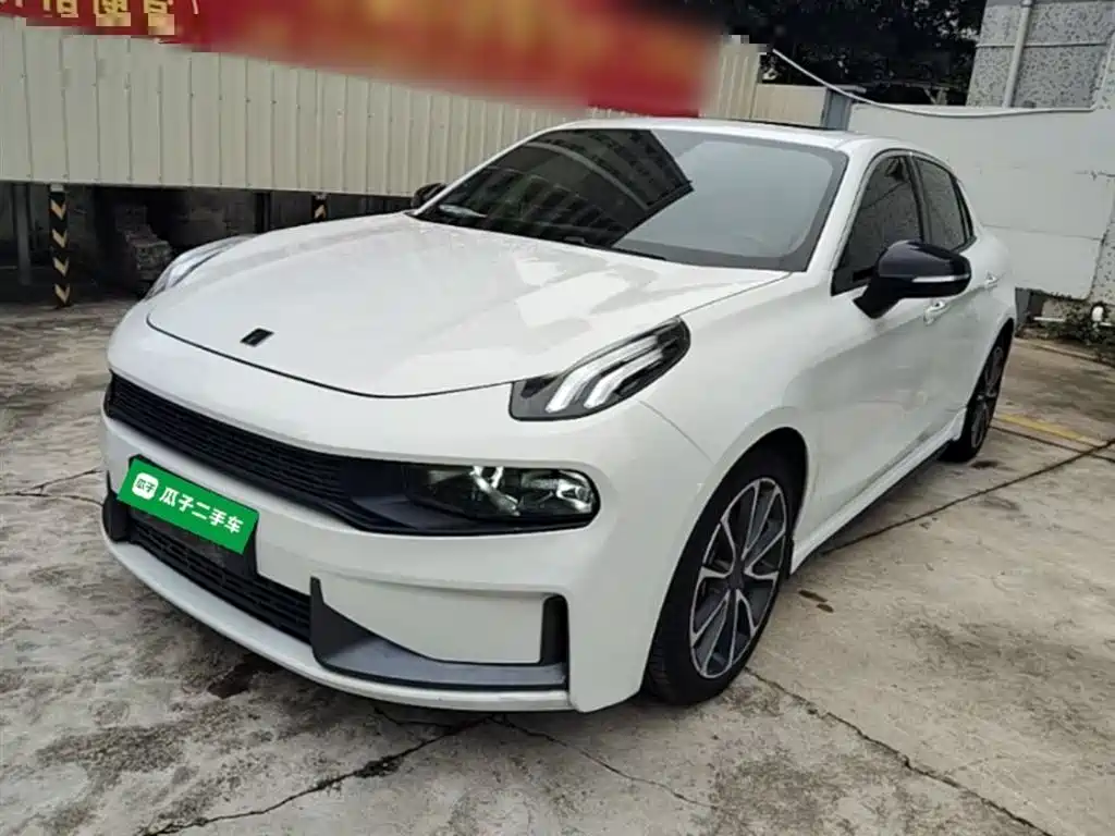 Купить Lynk & Co 03