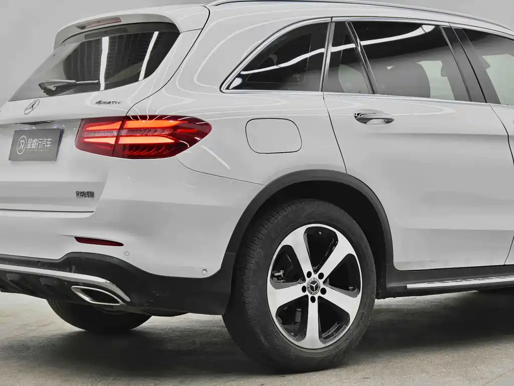 Mercedes-Benz GLC — миниатюра 21