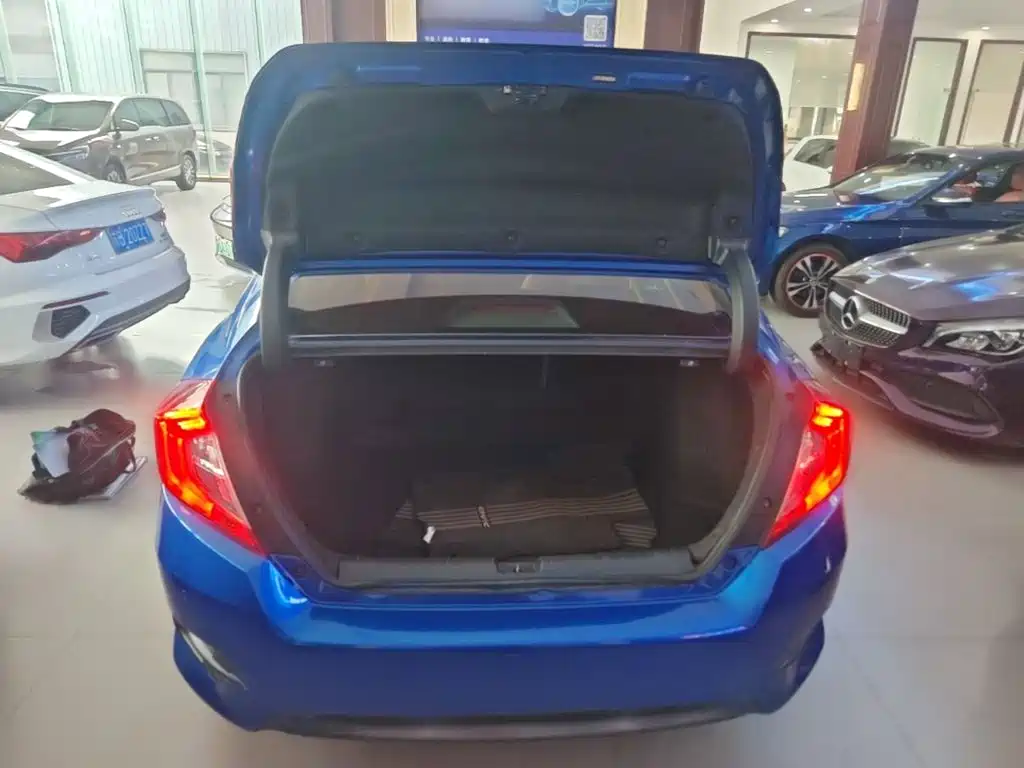 Honda Civic — миниатюра 19