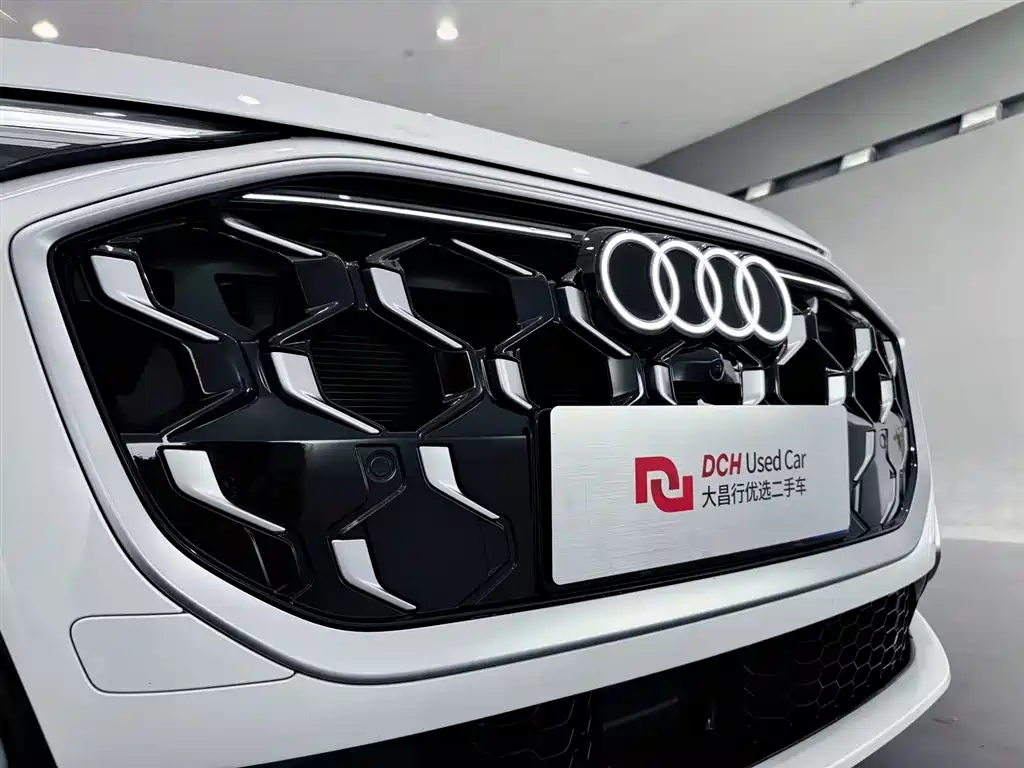 Audi Q5L 2026 2.0T Luxury