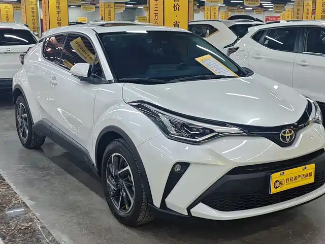 TOYOTA C HR