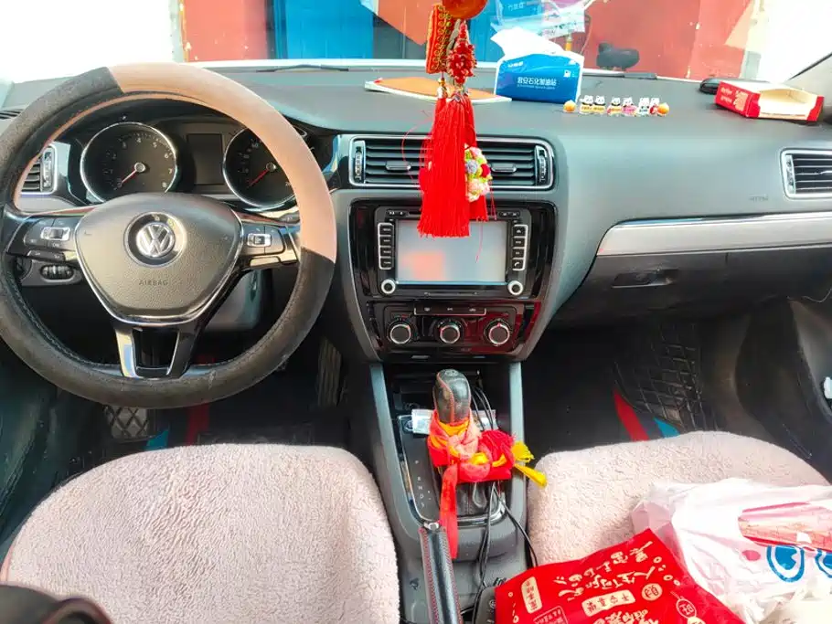 Volkswagen Sagitar — миниатюра 12