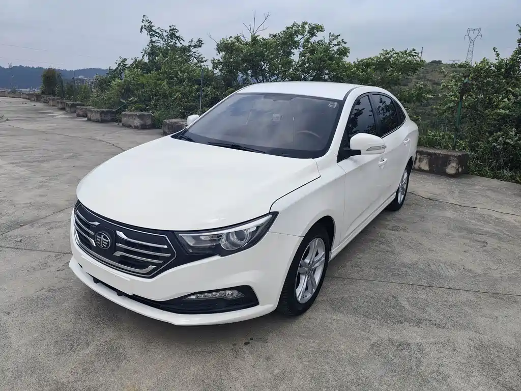 Bestune B30EV 2021
