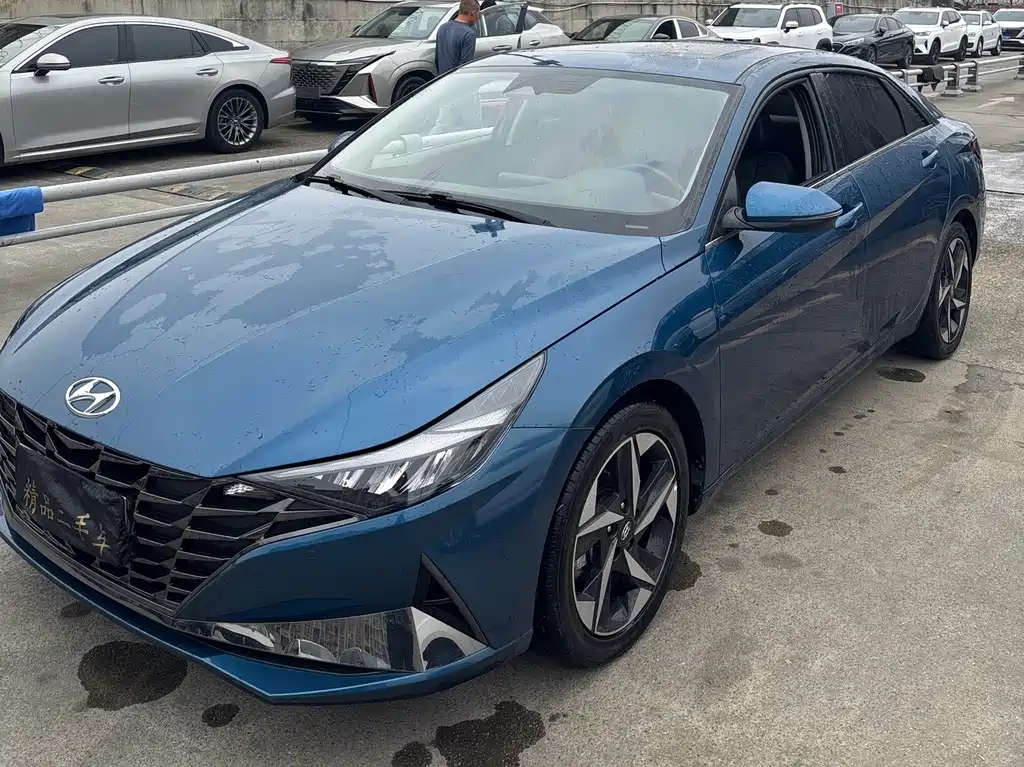 MODERN ELANTRA